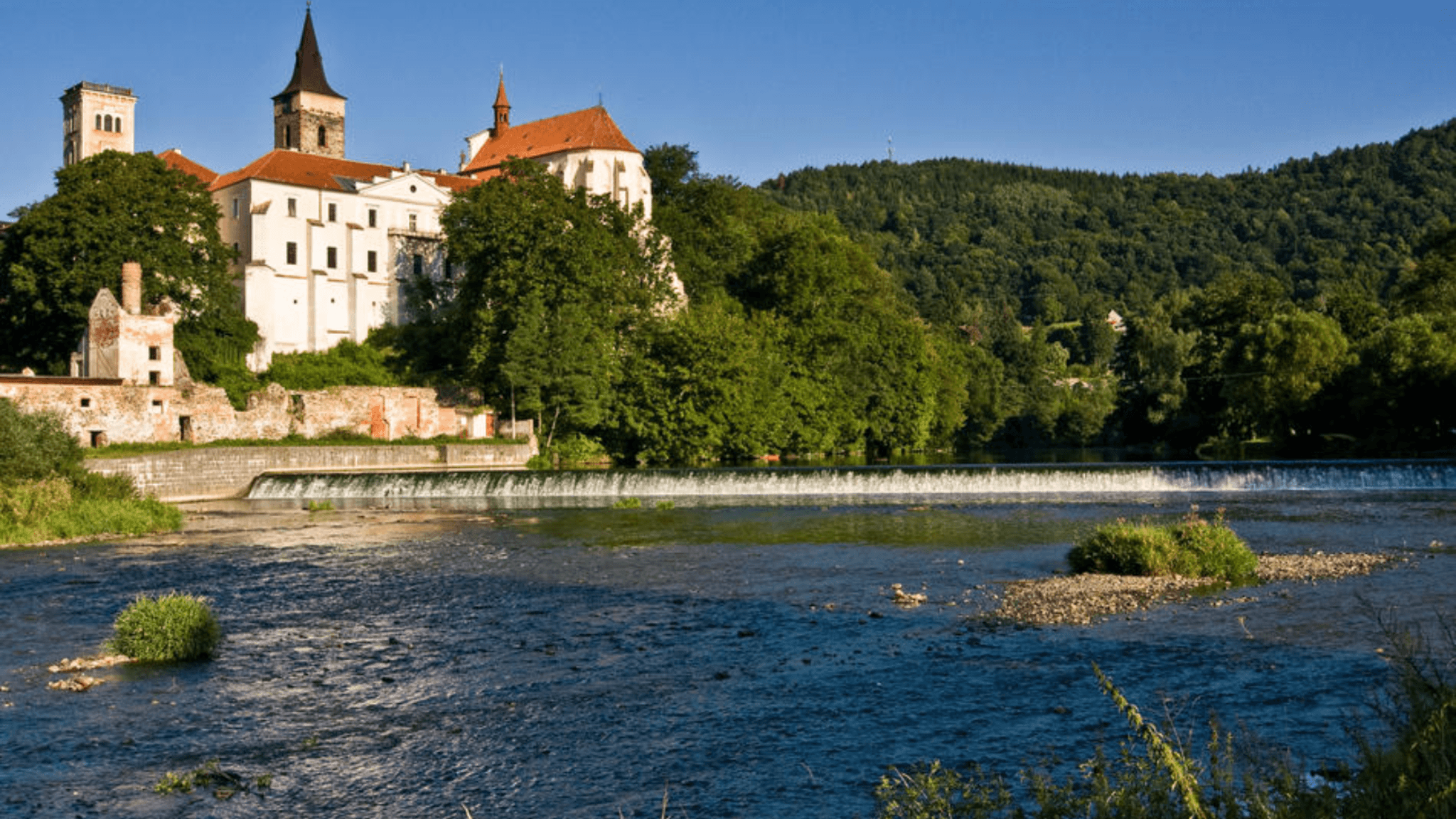 Where to go on a trip with a dog: Posázaví - Kácov (12 km)