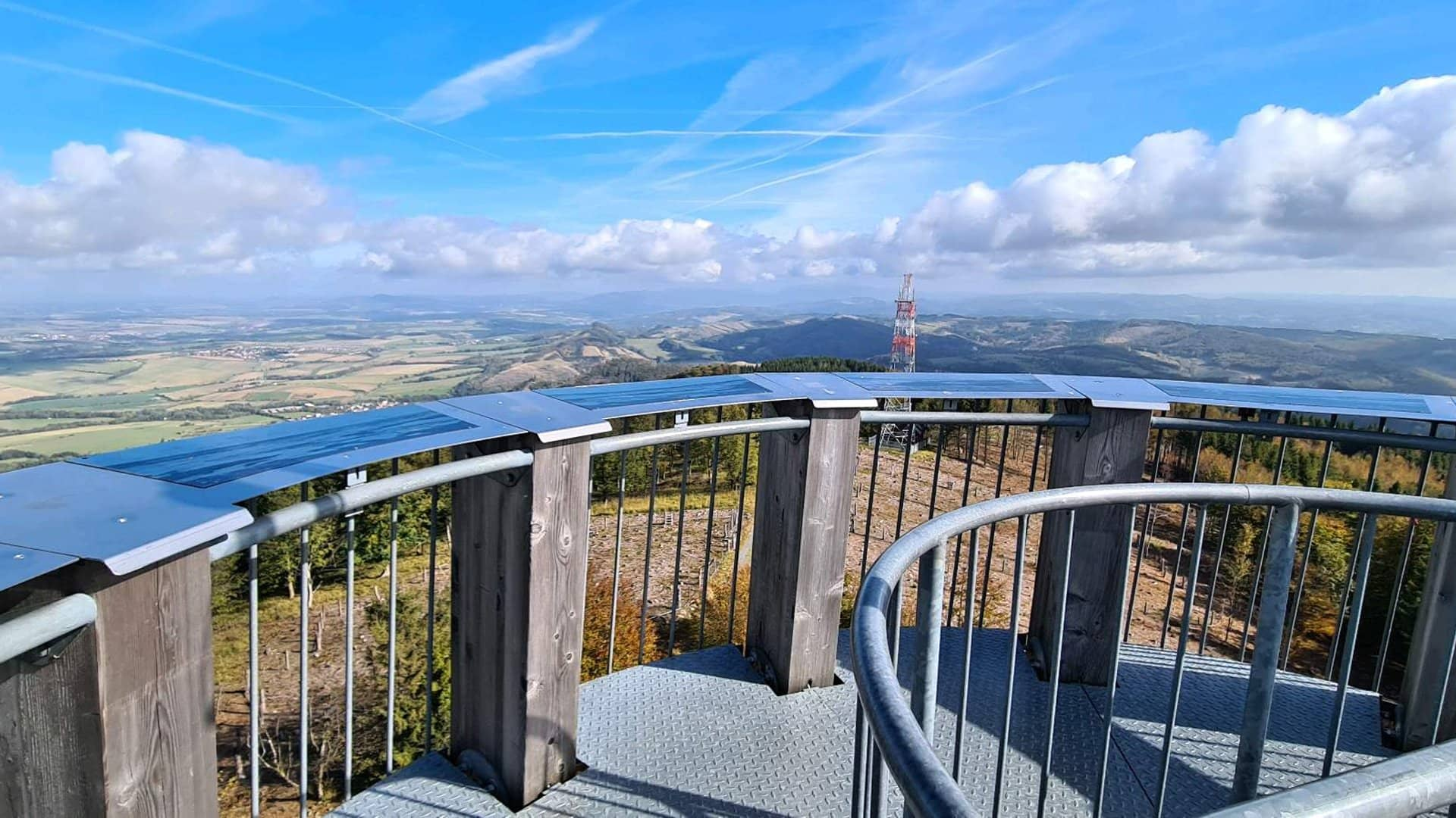 Where to go for a trip with your dog: Hostýnské vrchy - Kelčský Javorník lookout point (10 km)